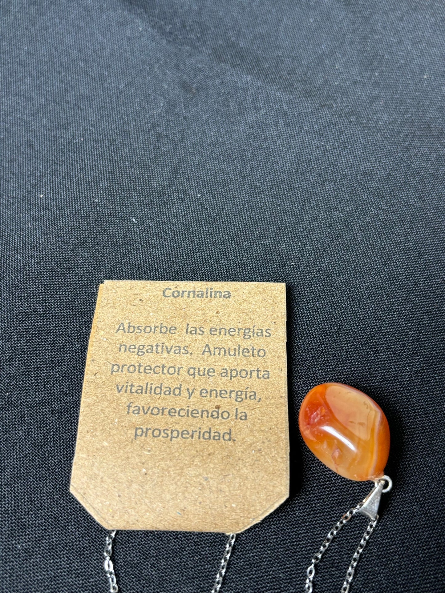Colgante con dije Cornalina