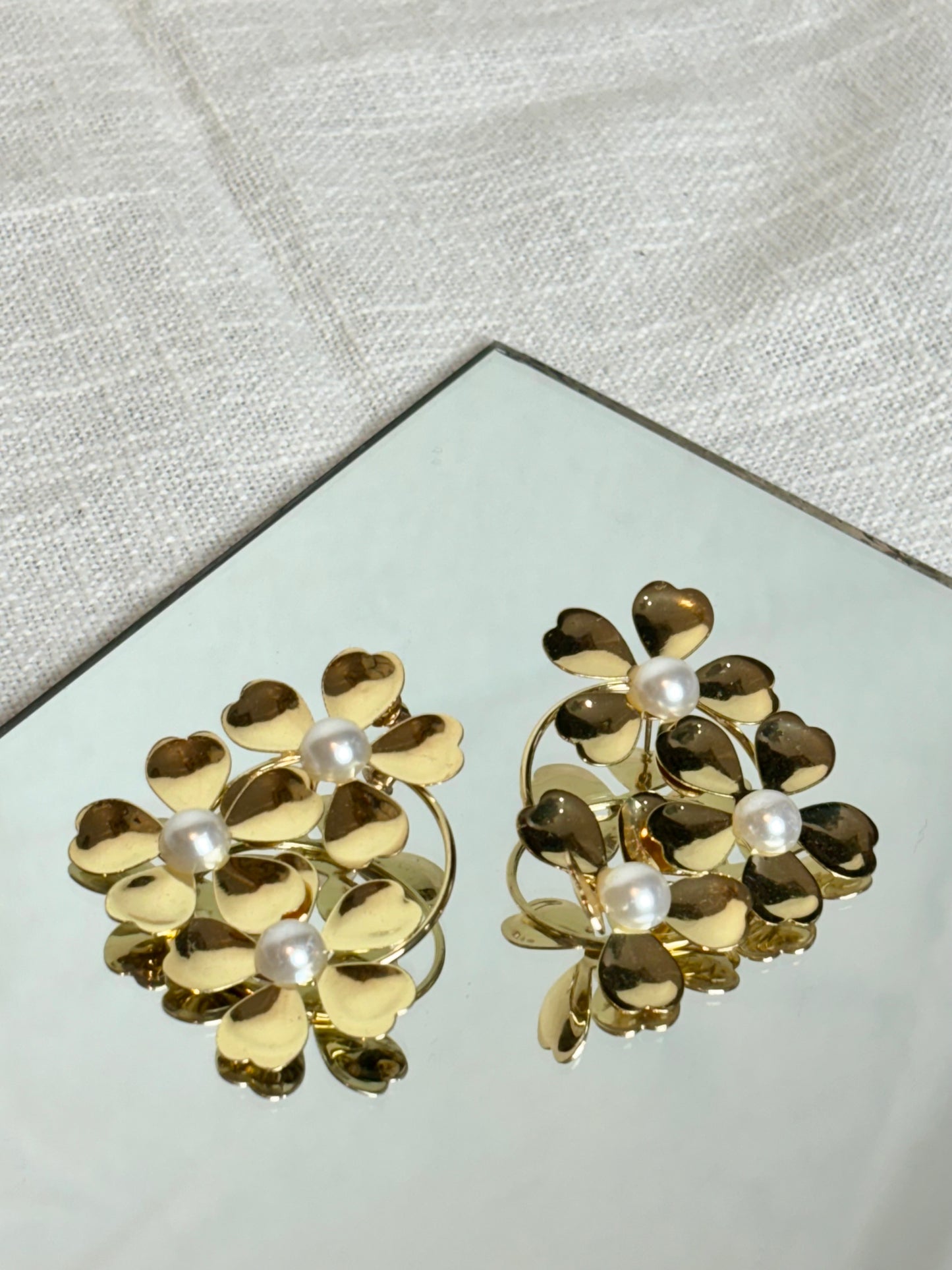 Caravanas Flores con Perlas