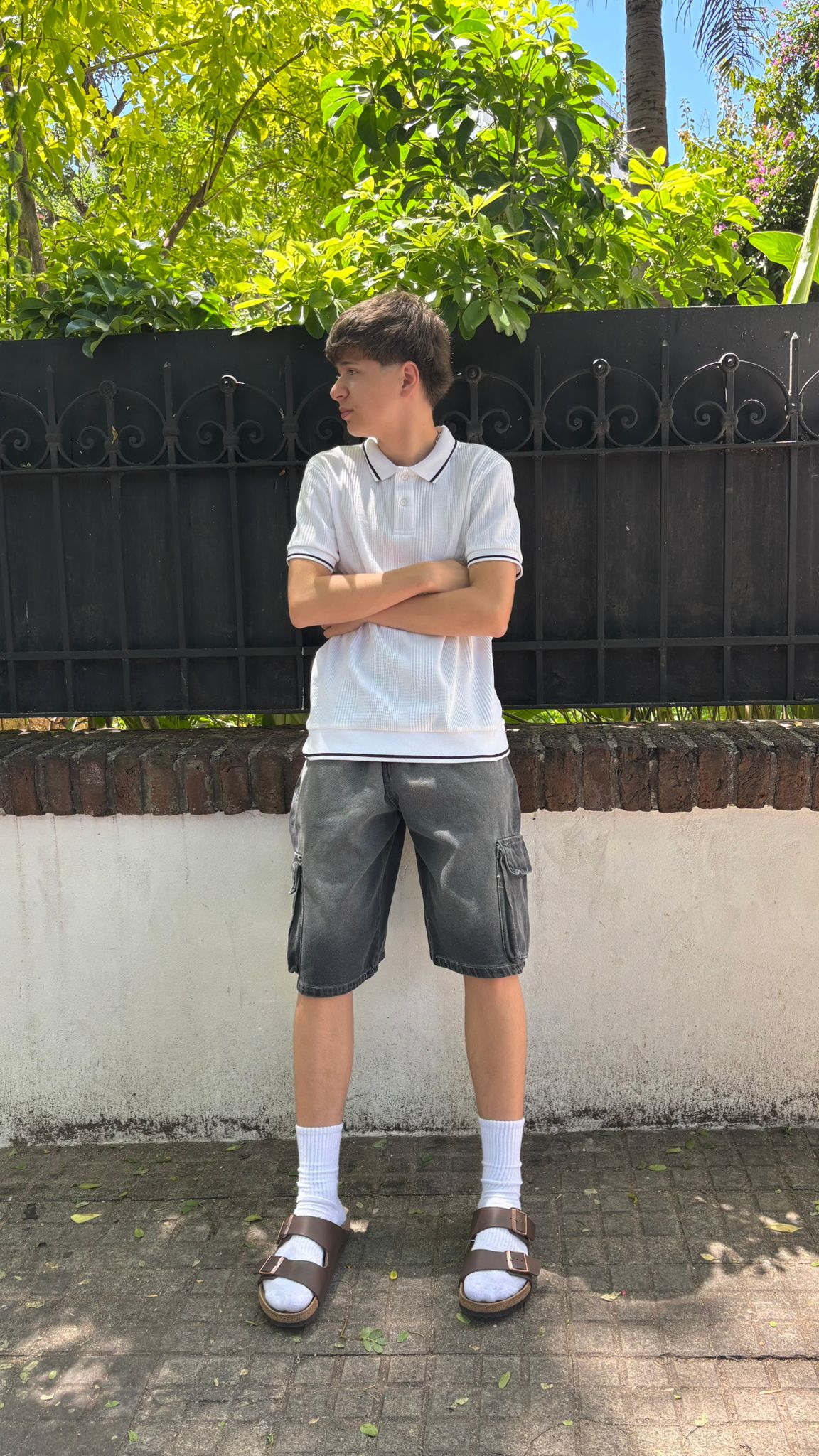 Bermuda Baggy Cargo Negra