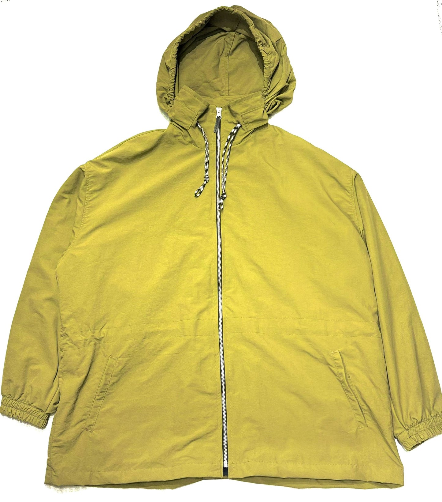 Campera Impermeable con Capucha