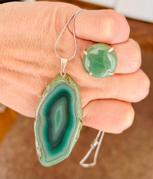 Conjunto Ágata verde y anillo cuarzo verde